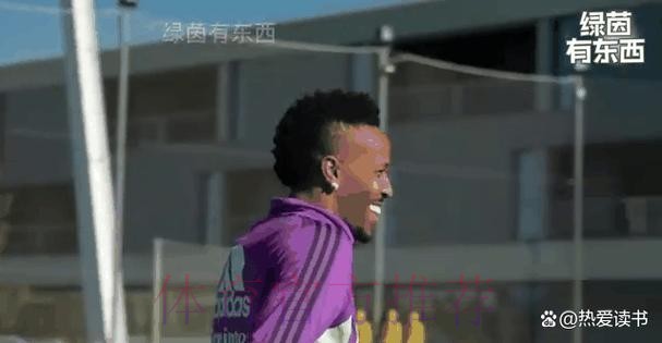 皇马领跑阿拉巴争夺战 曼联因球员薪水放弃竞争 皇马领跑阿拉巴争夺战 曼联因球员薪水放弃竞争